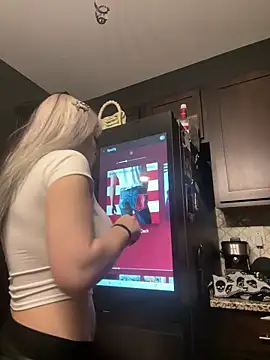 Paige Turner online show from February 5, 2026, 11:31 pm