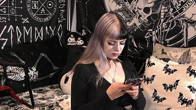 Snapshot of Paige_Turner chatting on May 8, 2026, 1:00 am Paige Turner online show from May 8, 2026, 1:00 am
