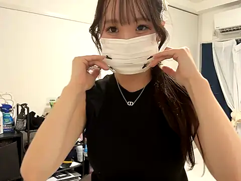 nano-da-u online show from September 17, 2025, 3:03 pm