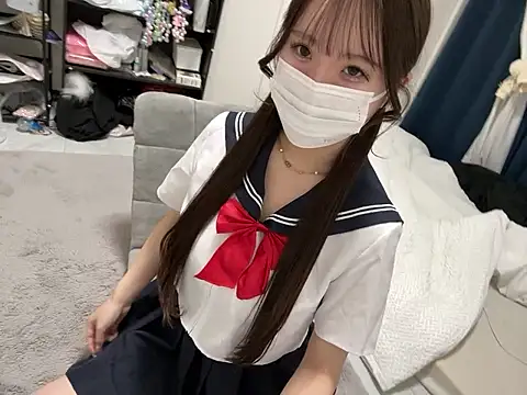 nano-da-u online show from November 15, 2025, 1:51 pm