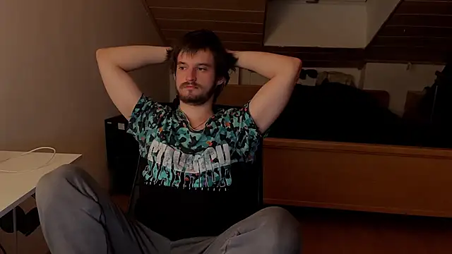 Snapshot of Bez3ybik chatting on January 12, 2026, 11:21 pm Bez3ybik online show from January 12, 2026, 11:21 pm