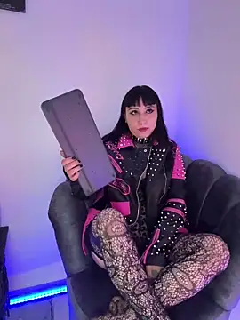 Snapshot of Ravenna666_ chatting on March 27, 2026, 11:15 pm Ravenna666 online show from March 27, 2026, 11:15 pm