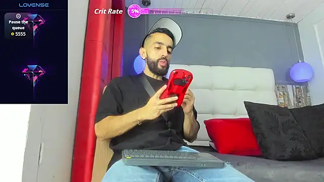 Yiyo10  online show from February 9, 2026, 2:59 am