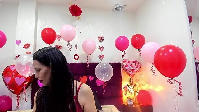 MashaPiink online show from February 13, 2026, 1:07 pm