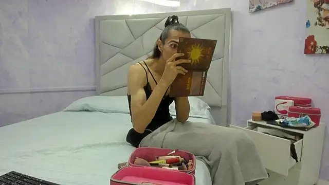 Snapshot of shantala_nastasiia chatting on September 10, 2025, 12:38 pm shantala nastasiia online show from September 10, 2025, 12:38 pm