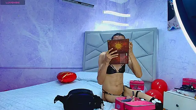 Snapshot of shantala_nastasiia chatting on September 14, 2025, 1:10 pm shantala nastasiia online show from September 14, 2025, 1:10 pm