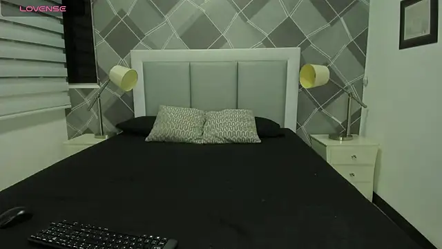 shantala nastasiia online show from April 10, 2026, 10:36 pm