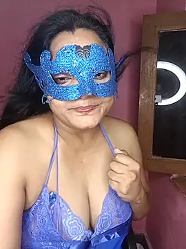 Snapshot of MEERAcle chatting on September 30, 2025, 8:36 pm MEERAcle online show from September 30, 2025, 8:36 pm