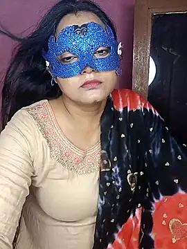 Snapshot of MEERAcle chatting on October 1, 2025, 4:24 pm MEERAcle online show from October 1, 2025, 4:24 pm