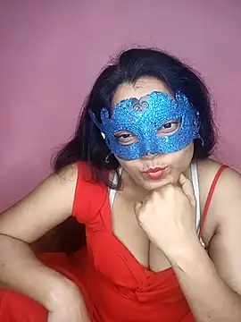 Snapshot of MEERAcle chatting on November 2, 2025, 12:57 am MEERAcle online show from November 2, 2025, 12:57 am