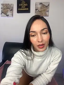 fetish foot  online show from September 21, 2025, 3:46 pm