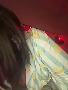 BELLABLACKXUK online show from April 5, 2026, 8:39 pm