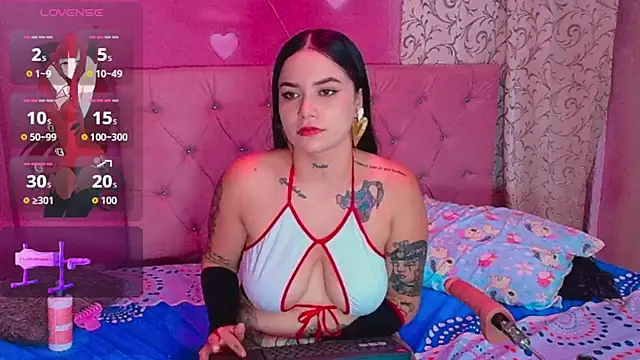 Snapshot of Lali_HOtt chatting on October 17, 2025, 5:37 pm Lali HOtt online show from October 17, 2025, 5:37 pm