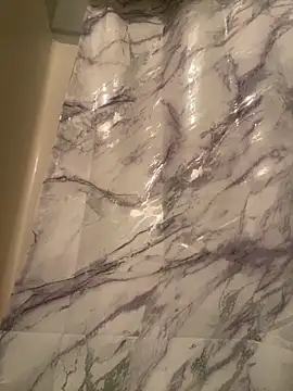 huhgtr online show from December 17, 2025, 4:51 am