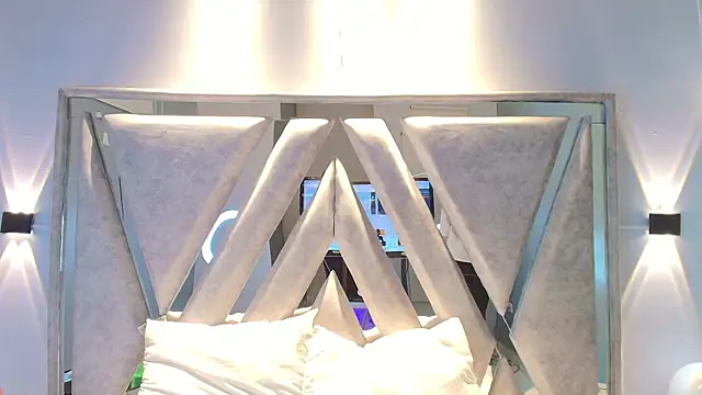 Nezuko 16 online show from September 18, 2025, 3:19 am