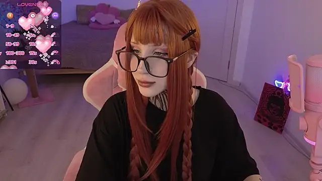 Snapshot of Nana_stolass chatting on April 20, 2026, 11:24 am Nana stolass online show from April 20, 2026, 11:24 am
