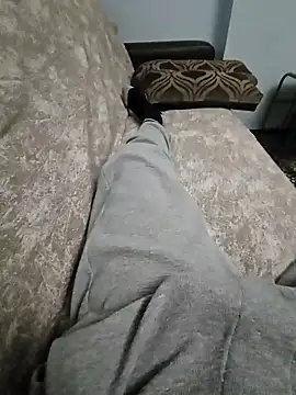 Snapshot of fena-sikerimmm chatting on February 6, 2026, 2:53 pm fena-sikerimmm online show from February 6, 2026, 2:53 pm