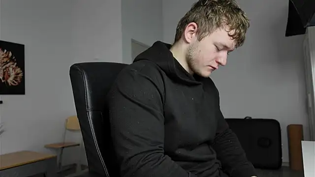 Richard Dullas online show from September 28, 2025, 5:46 am