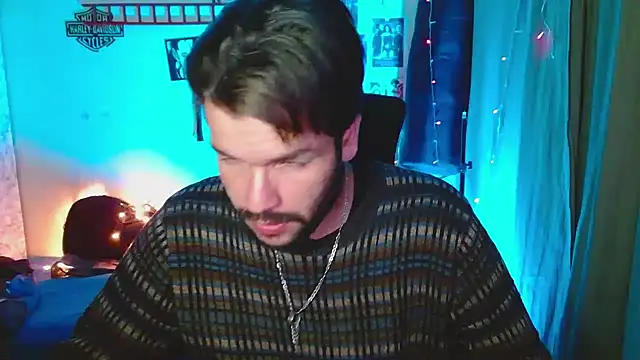 cortelioni massimo  online show from September 12, 2025, 1:49 am