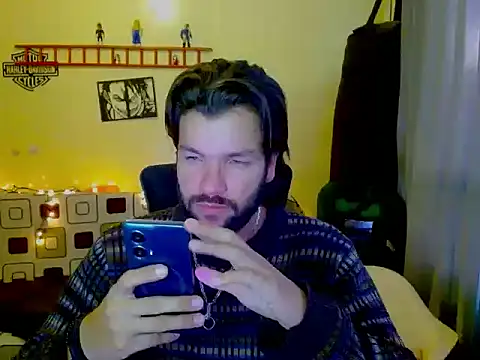 cortelioni massimo  online show from February 19, 2026, 10:39 pm