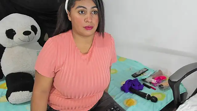 AndreaSweet2 online show from October 31, 2025, 2:40 pm