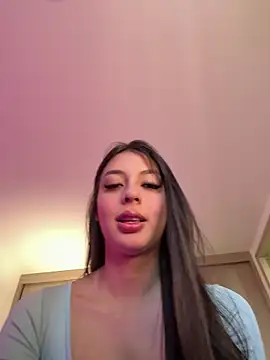Snapshot of Mavii_ chatting on May 26, 2026, 4:58 pm Mavii online show from May 26, 2026, 4:58 pm
