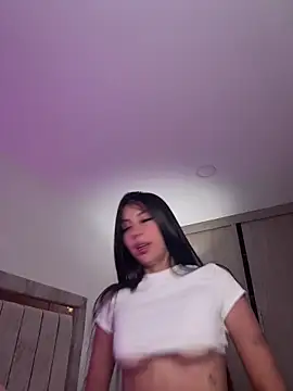 Snapshot of Mavii_ chatting on June 2, 2026, 5:37 pm Mavii online show from June 2, 2026, 5:37 pm