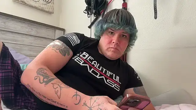 Julietserenity online show from November 26, 2025, 8:10 pm