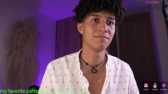 Snapshot of Afro_god_ chatting on June 1, 2026, 4:14 am Afro god online show from June 1, 2026, 4:14 am