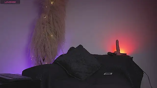 Afro god  online show from August 7, 2026, 4:03 am