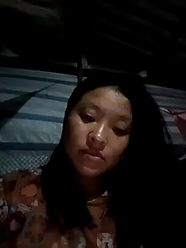 Snapshot of MuiNay chatting on October 10, 2025, 10:31 pm MuiNay online show from October 10, 2025, 10:31 pm