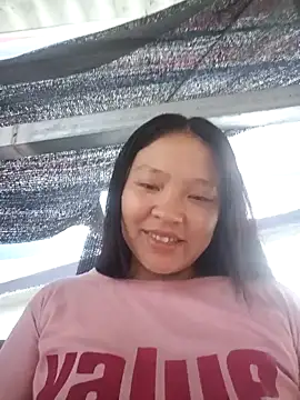 Snapshot of MuiNay chatting on October 29, 2025, 12:24 am MuiNay online show from October 29, 2025, 12:24 am