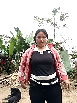 MuiNay online show from December 4, 2025, 12:31 am