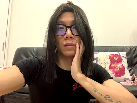 AnnaCR666 online show from November 14, 2025, 5:17 am