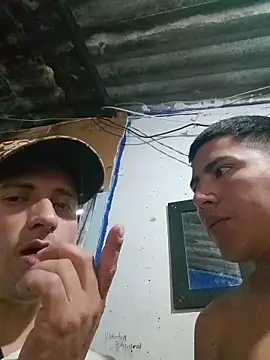 ChRissthOpher online show from October 22, 2025, 5:34 pm