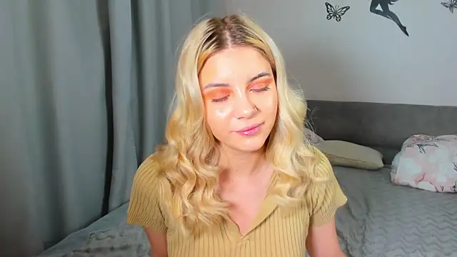 BlissBoardley online show from October 14, 2025, 6:14 am