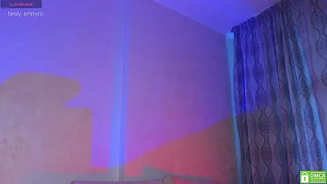 KittenFang online show from March 27, 2026, 11:32 am