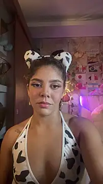 Snapshot of hannachris- chatting on June 25, 2026, 9:52 pm hannachris- online show from June 25, 2026, 9:52 pm