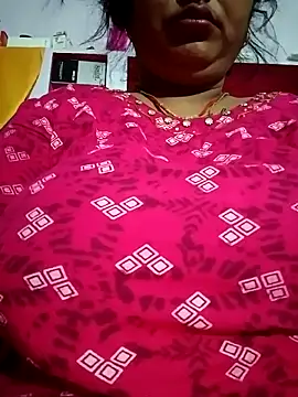 Aruhi hot online show from October 9, 2025, 9:24 pm