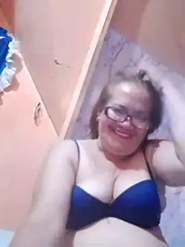 vickyhot1966 online show from June 17, 2026, 7:59 pm
