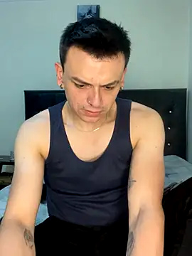 anthonygray  online show from September 23, 2025, 4:15 am