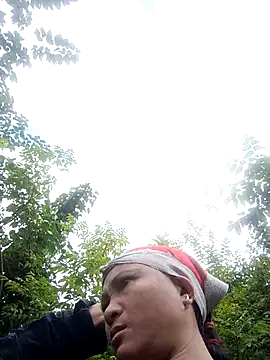 Love-Mama33 online show from October 11, 2025, 12:32 am