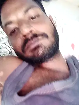 tanishkabby online show from April 12, 2026, 4:12 pm