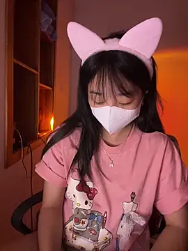 chuppy03 online show from October 19, 2025, 7:09 am