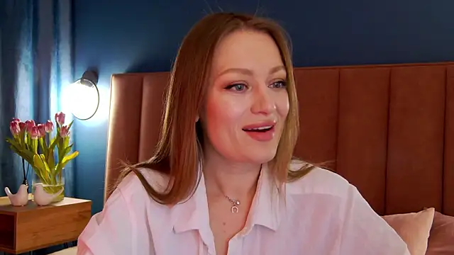 Snapshot of EvelynPoole chatting on March 13, 2026, 1:45 am EvelynPoole online show from March 13, 2026, 1:45 am