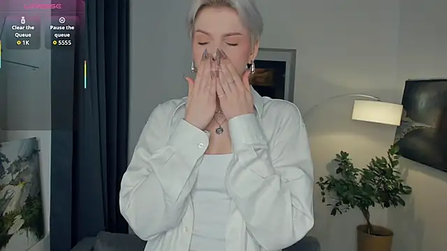 OdelynaAsp online show from October 26, 2025, 11:49 am