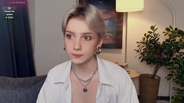 OdelynaAsp online show from December 4, 2025, 11:52 am