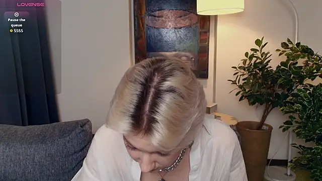 OdelynaAsp online show from December 5, 2025, 11:52 am