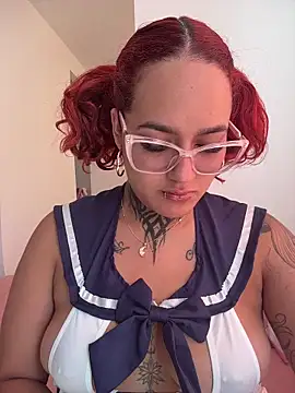 MargothWolfe online show from October 22, 2025, 7:13 pm