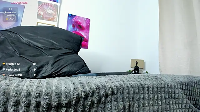 ashly pnik1 online show from February 4, 2026, 3:12 am